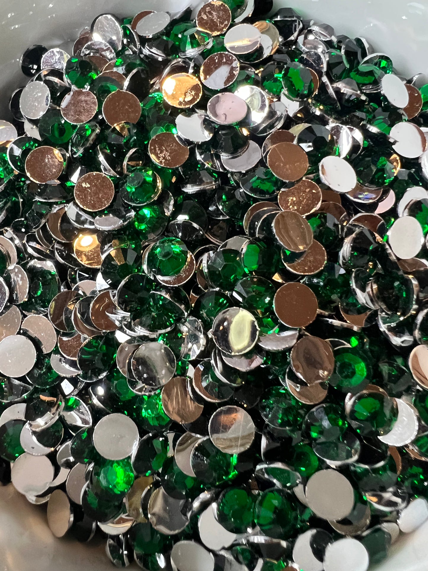 Emerald Silver Back Rhinestones 4mm/ss16